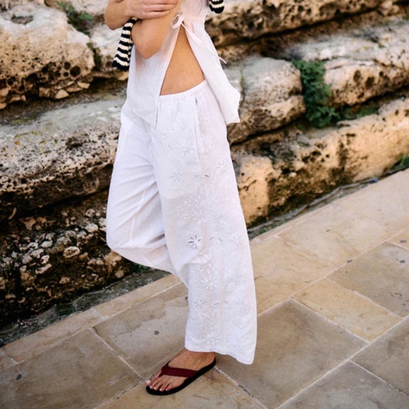 Ciao Lucia - White Embroidered Ermanno Pant - Picture 1 of 9